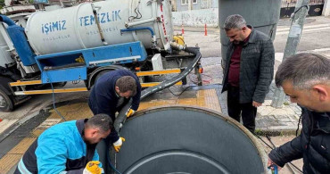 Pursaklar'da Temizlik Çalışmaları Aralıksız Devam Ediyor