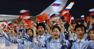Putin Resmi Ziyaret İçin Çin'de