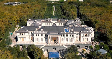 Putin'in Başına Bela Olan Fantezisi: Striptiz Odasının Görüntüleri Paylaşıldı