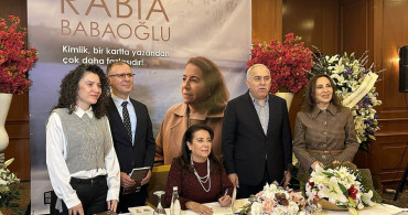 Rabia Babaoğlu'nun 'Katıksız' Kitabı