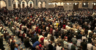 Ramazan ayı 5. gece namazı nasıl kılınır, 5. gece duası nedir? 2022 Ramazan'da gün gün kılınacak namazlar!