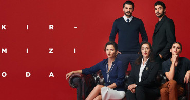 Reytingleri Düşen Kırmızı Oda Dizisi İçin Acun Ilıcalı Tüm Kartlarını Oynamaya Başladı: Diziye Melis Birkan Dahil Oldu