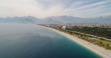 Rezervasyonlar Durdu: Rusya-Ukrayna Krizi Turizm Sektörüne Büyük Darbe Vurabilir!