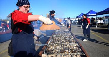 Rize'de 8. Hamsi Festivali Coşkuyla Kutlandı