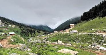 Rize’nin Hamlakit yaylasında kaybolan Rus turistler sağ olarak bulundu