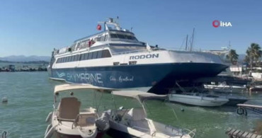 Rodos seferi yapan feribot Fethiye’de karaya oturdu