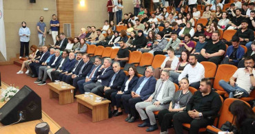 RTÜK Başkan Vekili Deniz Güçer, ERÜ'de Medya Konferansı Verdi