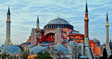 Rus Ortodoks Kilisesi: 'Ayasofya Kararı Acı ve İçerlemişlik Duyguları Oluşturdu'