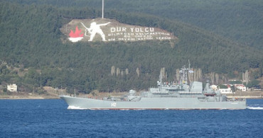 Rus Savaş Gemisi, Çanakkale Boğazı'ndan Geçti