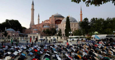 Rus Senatörün Ayasofya Hazımsızlığı