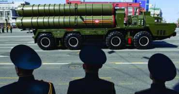 Rus Uzman: ABD S-400 Yüzünden Türkiye’yi Cezalandırmak İsterken Kendini Cezalandırıyor