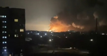 Rusya-Ukrayna Savaşında Flaş Görüntüler! Rus Askerleri Ukrayna Sokaklarında: Bomba Sesleri Geliyor