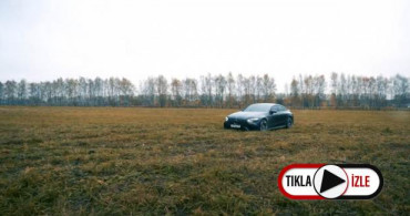 Rusya'da Sosyal Medya Fenomeni Lüks Aracını Yaktı