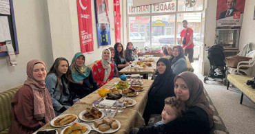 Saadet Partisi Anneler Günü Buluşması