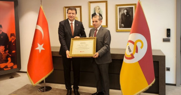 Saadet Partisi Genel Başkanı Arıkan'dan Galatasaray'a Ziyaret