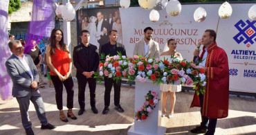 Sabri Uğur Parkı'nda açık hava nikah salonu hizmete açıldı