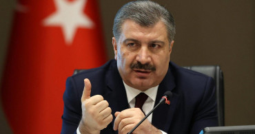 Sağlık Bakanı Fahrettin Koca'dan bayram mesajı: 'Hatırlatma dozu aşılarını olmalarını ısrarla öneriyoruz!'