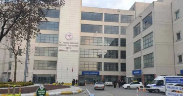 Sağlık çalışanına şiddetin sonu gelmiyor! Sakarya'da doktorla tartışma yaşayan hasta yakını hastanede dehşeti yaşattı