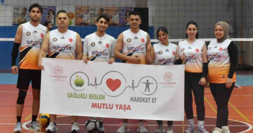 Sağlık Çalışanları Voleybol Turnuvasında Buluştu