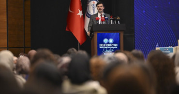 Sağlık-Sen'den Ebelik Sempozyumu: Doğum Hizmetlerinde Stratejik Güç