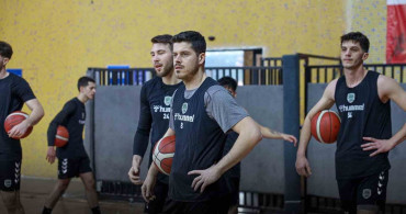 Sakarya Büyükşehir Basketbol Takımı Play-Off'a Hazırlanıyor