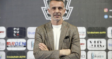 Sakarya Voleybol Bildiği Yolda Devam Ediyor