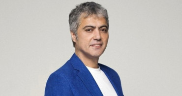 Sakarya'da düzenlenen festivalde Cengiz Kurtoğlu'nun sahne aldığı esnada silahlı çatışma çıktı!