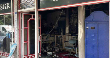 Sakarya'da eczanede çıkan yangın itfaiye tarafından kontrol altına alındı