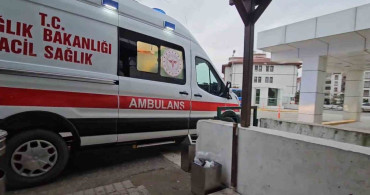 Sakarya'da elektrik teknikeri 3 metre yükseklikten düşerek hayatını kaybetti