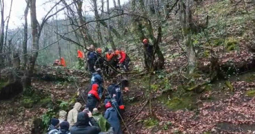Sakarya'da Kaybolan Yaşlı Adamın Cansız Bedeni Bulundu