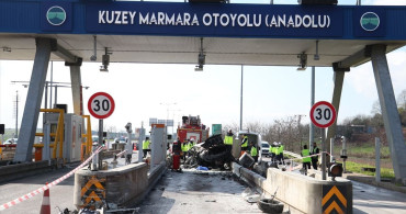 Sakarya'da Otoyol Gişelerinde Trajik Kaza