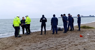 Sakarya'da Sahilde Bulunan Erkek Cesedi