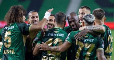 Sakaryaspor, Keçiörengücü'nü 1-0 Yenerek 3 Puan Aldı