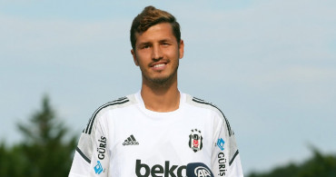 Salih Uçan'dan büyük itiraf! Fenerbahçe forması giydiği dönemde Aziz Yıldırım'ın Roma'nın yaptığı 10 Milyon Euroluk teklifi reddettiğini açıkladı