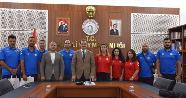 Salihli kaymakamı güldoğan antrenörleri makamında ağırladı