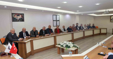 Salihli'de Esnaf ve Meslek Odaları Sorunları Görüşmek İçin Bir Araya Geldi