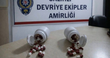 Salihli'de Uyuşturucu Operasyonu: 104 Hap Ele Geçirildi