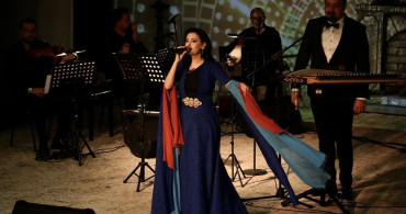 Samsun Devlet Klasik Türk Müziği Korosu Gönülden Türküler Konseriyle Anma Düzenledi