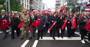 Samsun’da Coşkulu Fener Alayı Yürüyüşü