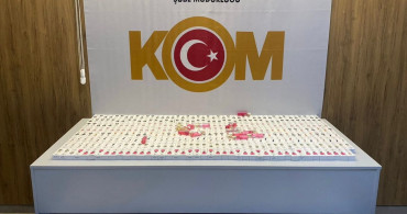 Samsun'da Gümrük Kaçağı Parfüm Operasyonu