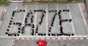 Samsun'da Lise Öğrencilerinden Filistin İçin Farkındalık Gösterisi