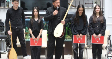 Samsun'da Liseliler Milli Değerleri Müzikle Yaşatıyor