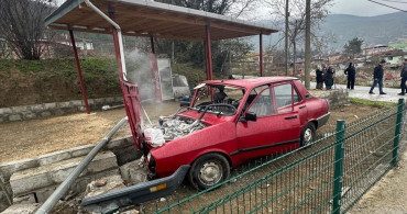 Samsun'da Otomobil Kazası: Üç Yaralı