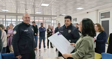 Samsun'da Polisi Pastayla Karşıladılar