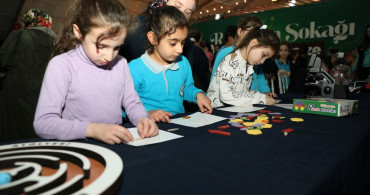 Samsun'da Ramazan Sokağı ile Bilim Atölyelerine Yoğun İlgi