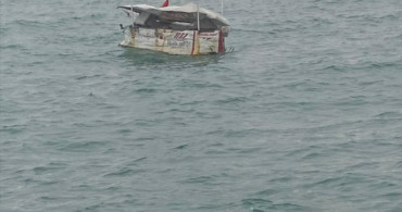 Samsun'da Sahipsiz Tekne Kurtarıldı