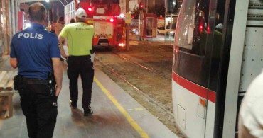 Samsun'da sefer halindeki tramvayda yangın paniği