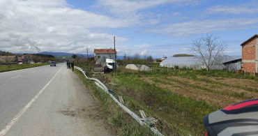 Samsun'da Tır Tarla Yolu İzledi: 1 Yaralı