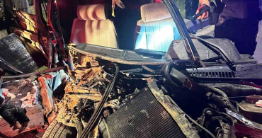 Samsun'da Tofaş araç park halindeki araçlara çarptı: 2'si ağır 3 yaralı
