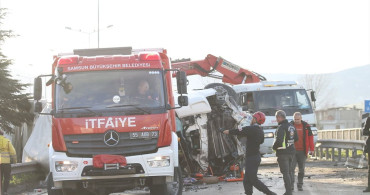 Samsun'da Trafik Kazası: 1 Ölü, 3 Yaralı
